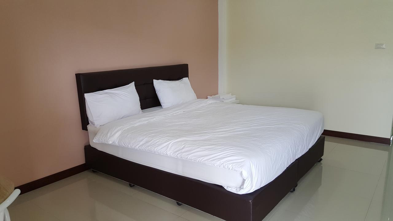 Charoensuk Grand Hotel Kabin Buri Exterior photo