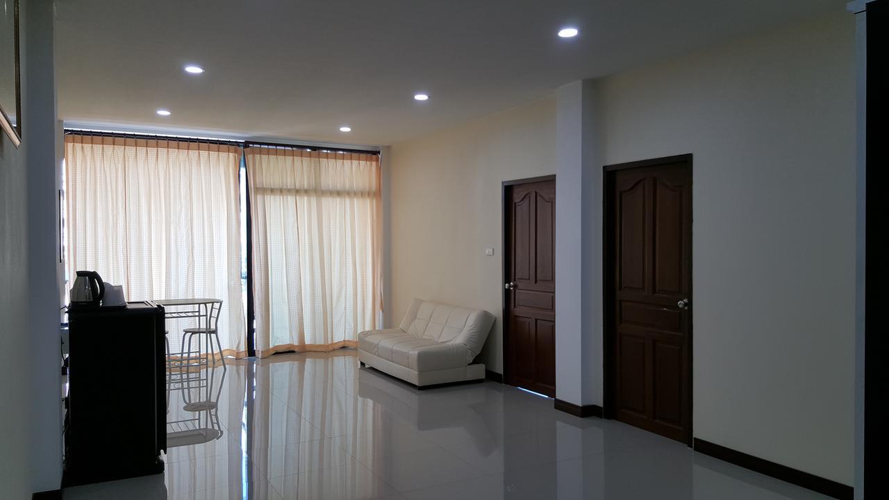Charoensuk Grand Hotel Kabin Buri Exterior photo